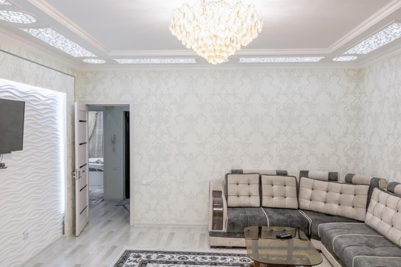 Metro Aybek Center Of Tashkent Comfort 1 Bedroom And Hall المظهر الخارجي الصورة