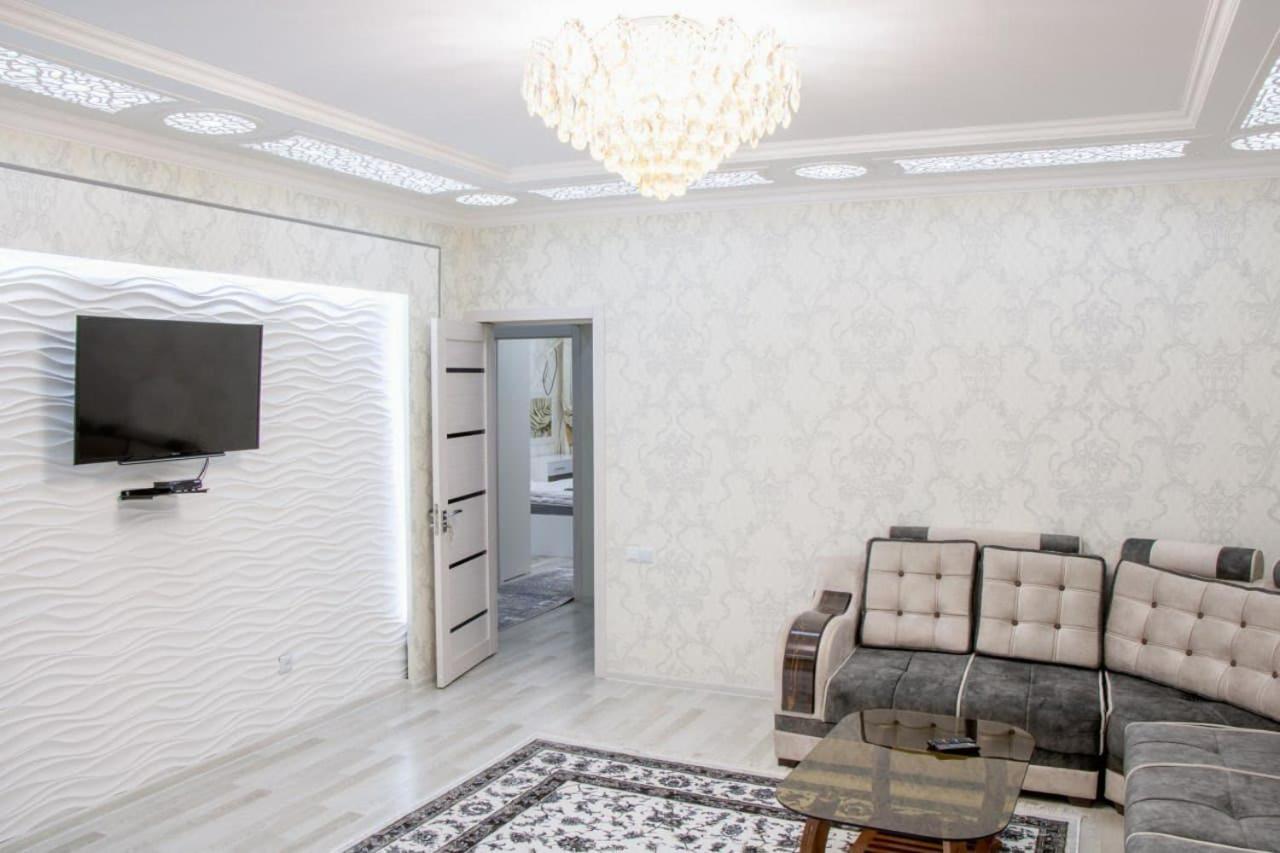 Metro Aybek Center Of Tashkent Comfort 1 Bedroom And Hall المظهر الخارجي الصورة