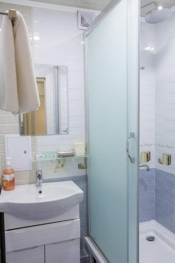 Metro Aybek Center Of Tashkent Comfort 1 Bedroom And Hall المظهر الخارجي الصورة