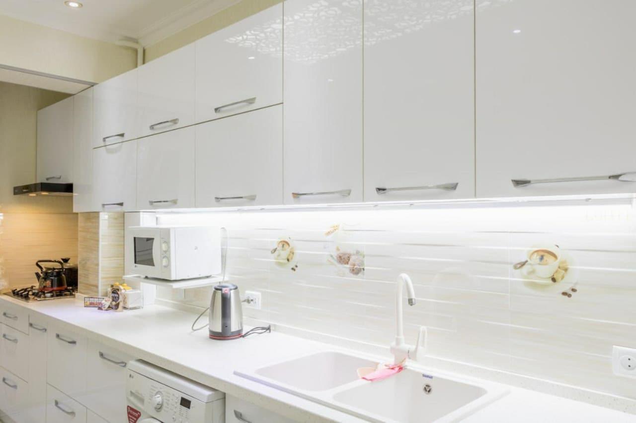 Metro Aybek Center Of Tashkent Comfort 1 Bedroom And Hall المظهر الخارجي الصورة